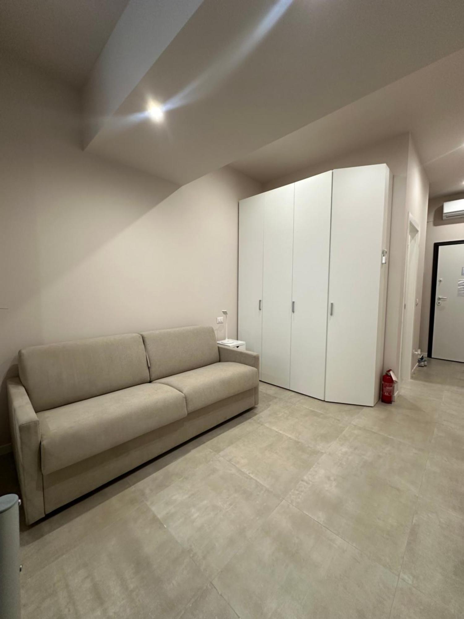 Monolocale Piazza Gambara M1 Lejlighed Milano Eksteriør billede